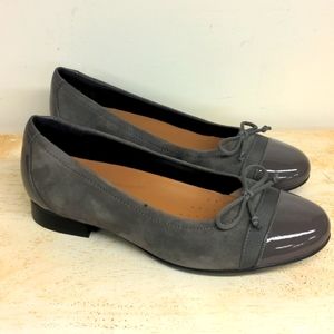 Clarks flats shoes  Un Blush Cap Grey